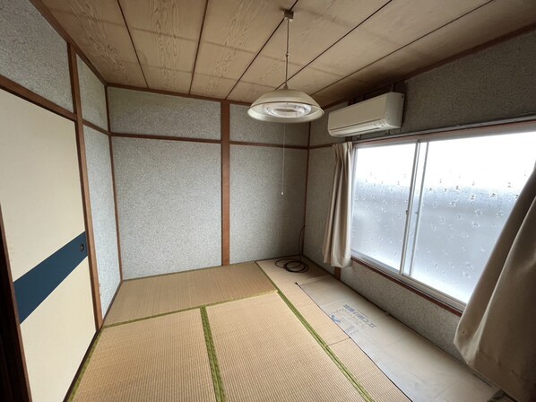 土山4丁目2戸1の物件内観写真